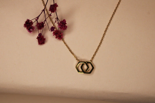 Hexa loop Pendant