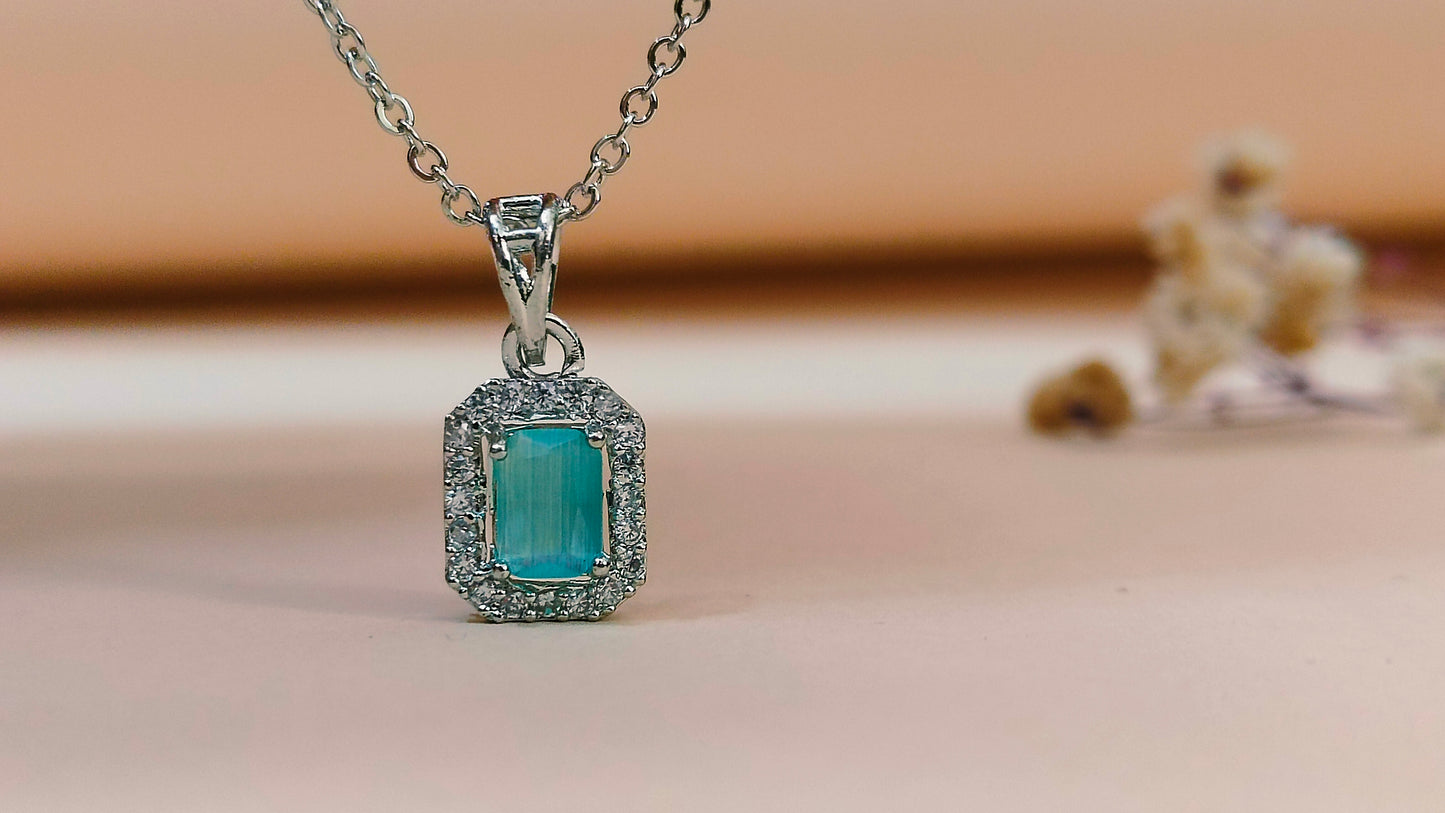 Aquamarine Elegance Pendant (sliver)